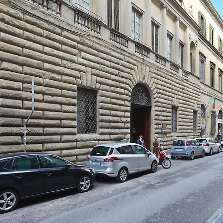 Apt. Melograno - Pauline Suites, Palazzo Borghese フィレンツェ