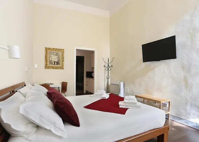 Apt. Melograno - Pauline Suites, Palazzo Borghese Florencja