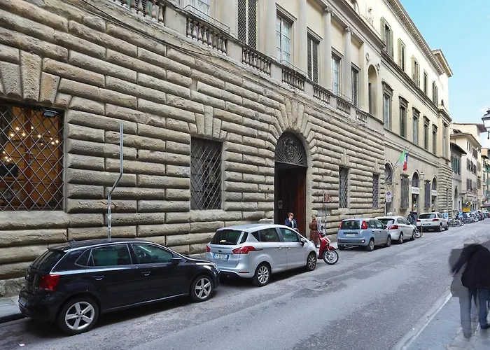 Apt. Melograno - Pauline Suites, Palazzo Borghese Florencja
